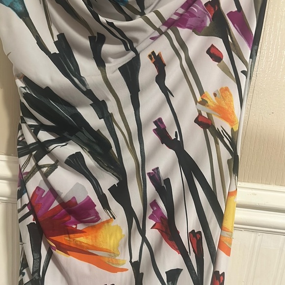 Ronni Nicole Black, White, and multi-colored Sheath Midi Dress V-Neck Sleeveless - Picture 5 of 16